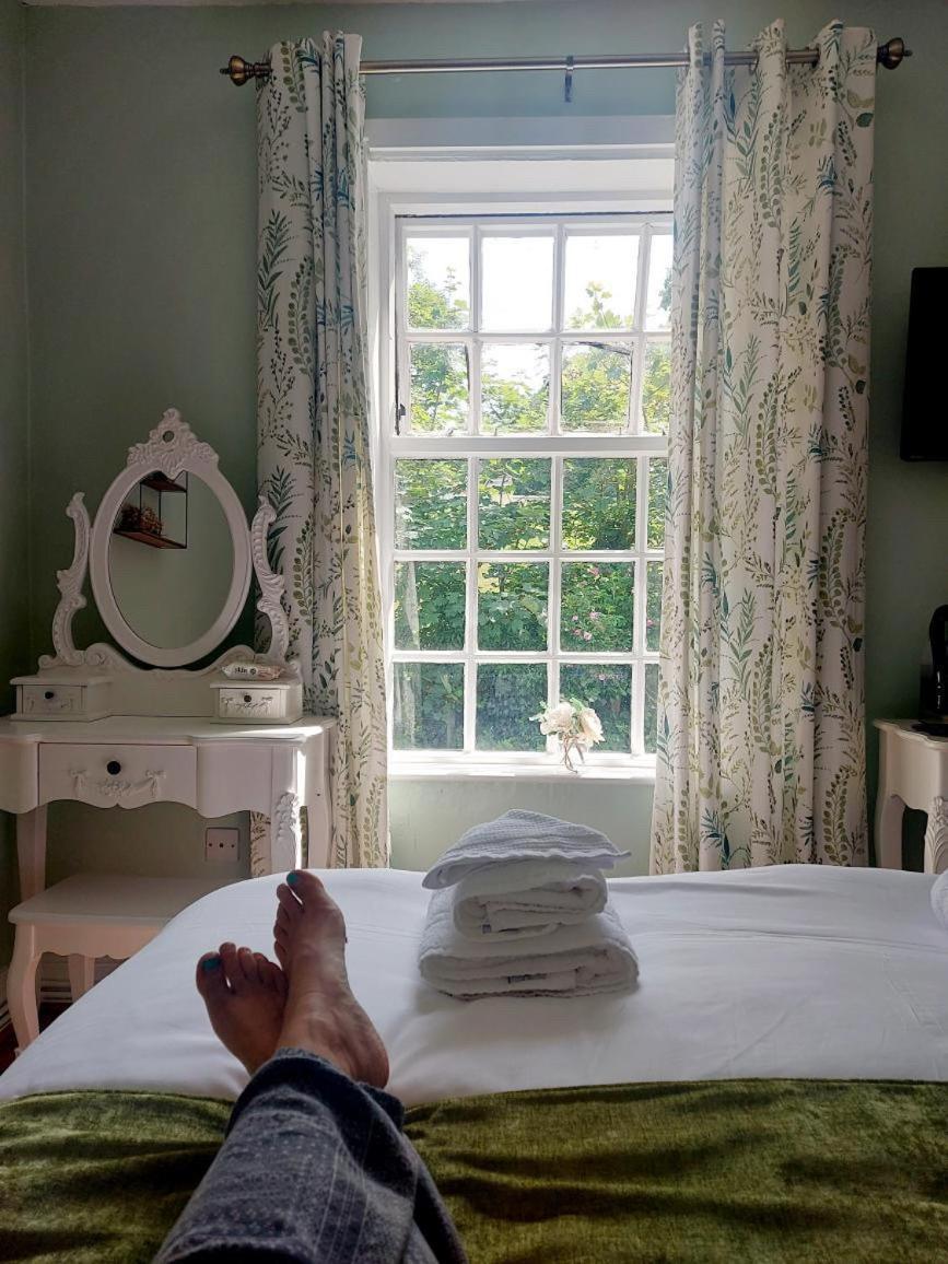 The Old Postie Bed & Breakfast Аннеслей Экстерьер фото